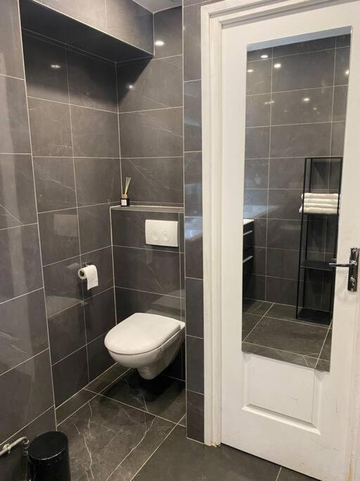 Superbe Appartement Batignolles Paříž Exteriér fotografie